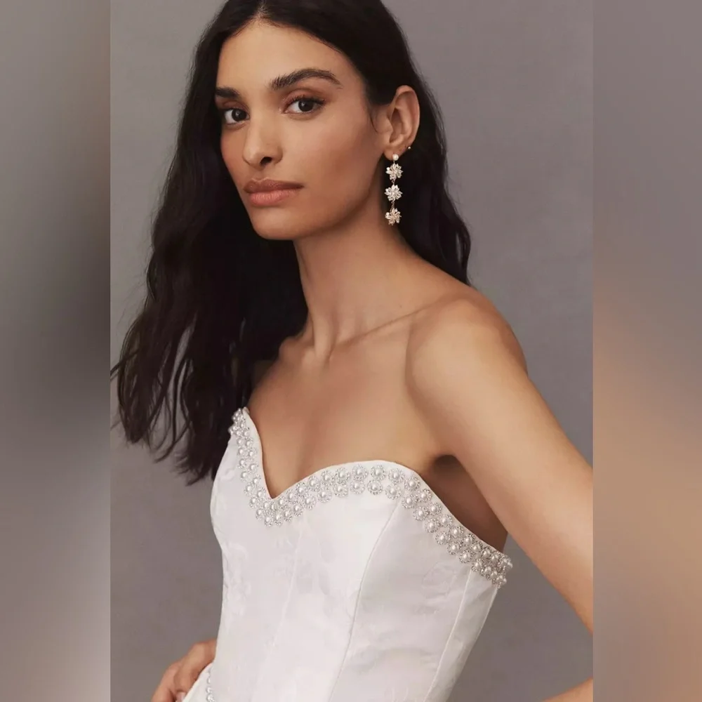 V. Chapman Strapless White Dress - Picture 5 of 15